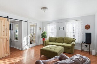 10 Franklin St in Medway, MA - Building Photo - Building Photo