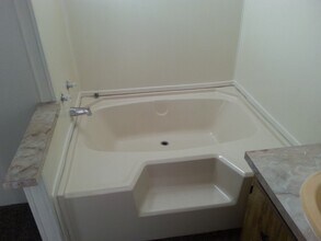 3851 SW 30th St in Ocala, FL - Building Photo - Building Photo