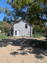 1021 N 27th St in Waco, TX - Building Photo