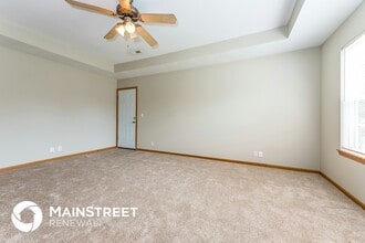 204 Palmer Ct in Pleasant Hill, MO - Building Photo - Building Photo