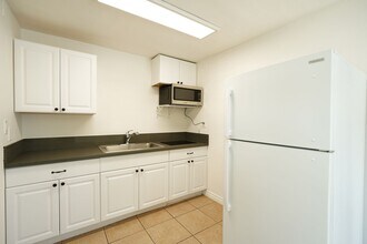 1405 N Riverside Ave in Rialto, CA - Building Photo - Building Photo