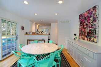 17 Timber Ln in East Hampton, NY - Building Photo - Building Photo