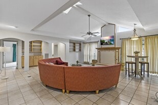 5942 Brook Falls in San Antonio, TX - Building Photo