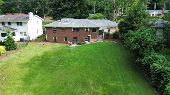 3457 Dale Ln SW in Atlanta, GA - Building Photo - Building Photo