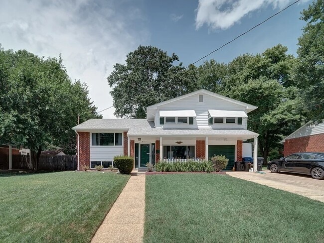 property at 8912 Battery Rd