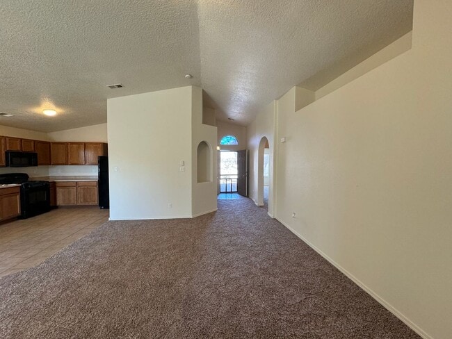 981 Purple Aster Ave SW in Los Lunas, NM - Building Photo - Building Photo
