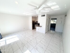 1016 E Osborn Rd in Phoenix, AZ - Building Photo - Building Photo