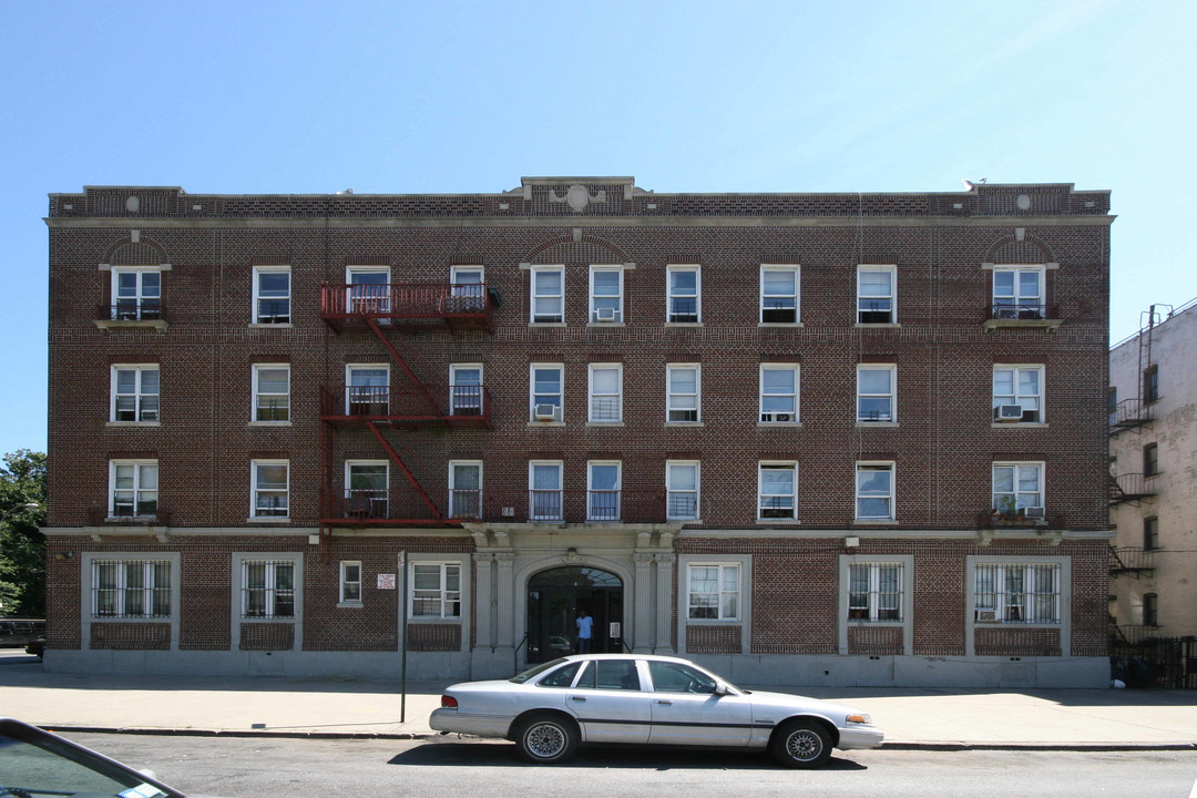 1 Parade Pl in Brooklyn, NY - Foto de edificio