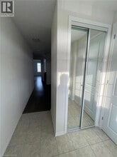 46 Witteveen Dr in Brantford, ON - Building Photo - Building Photo