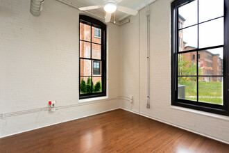 The Lofts at Globe Mill in Utica, NY - Building Photo - Interior Photo