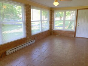 10678 Bettyray Dr in Loveland, OH - Foto de edificio - Building Photo