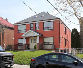 349 Northcliffe Blvd in Toronto, ON - Building Photo - Building Photo