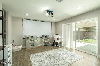 8115 E Cypress St in Scottsdale, AZ - Building Photo - Building Photo