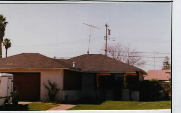 412 Wessex Way in Belmont, CA - Building Photo