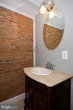 6 E Barney St in Baltimore, MD - Building Photo - Building Photo