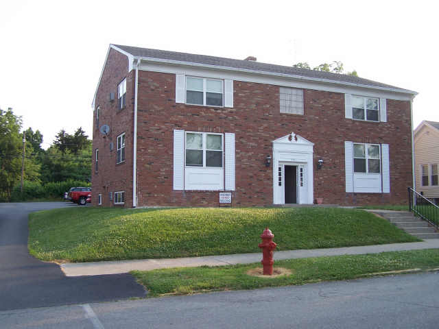 234 W North St in Greensburg, IN - Foto de edificio