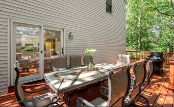 33 Furbush Rd in Boston, MA - Building Photo - Building Photo