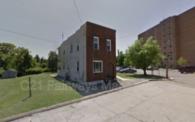 258 Waddell Ave in Clairton, PA - Building Photo - Building Photo