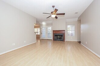 1052 Blue Mountain Ln in Nashville, TN - Building Photo - Building Photo