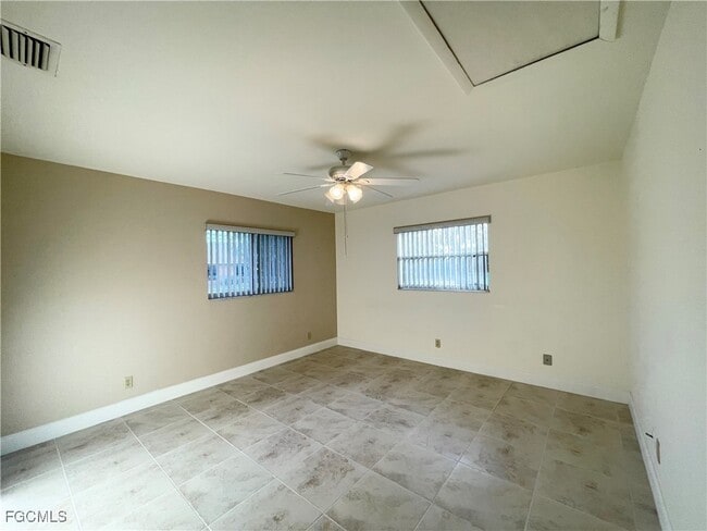 615 SE 14th Terrace in Cape Coral, FL - Building Photo - Building Photo