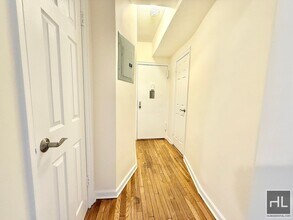 AMSTERDAM AVENUE, Unit 7C in New York, NY - Foto de edificio - Building Photo