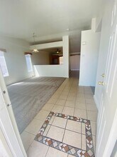 3122 Flower Garden Ct in North Las Vegas, NV - Foto de edificio - Building Photo