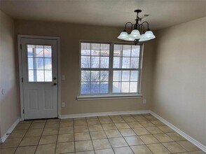 812 Grant Ave in Prairie Grove, AR - Foto de edificio - Building Photo