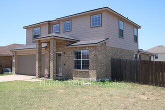6712 Taree Loop in Killeen, TX - Foto de edificio - Building Photo