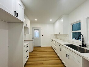 14726 Friar St in Los Angeles, CA - Building Photo - Building Photo