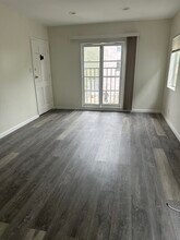 6218 Banner Ave, Unit 6218 in Los Angeles, CA - Building Photo - Building Photo