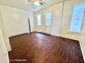 1930 Boulevard Ave in Scranton, PA - Building Photo - Building Photo