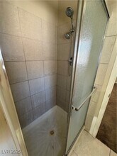 8008 Cureton Cir in Las Vegas, NV - Building Photo - Building Photo