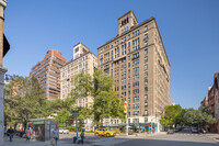 Manhill Apartments in New York, NY - Foto de edificio - Building Photo