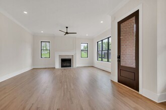 510 Westboro Dr in Nashville, TN - Building Photo - Building Photo