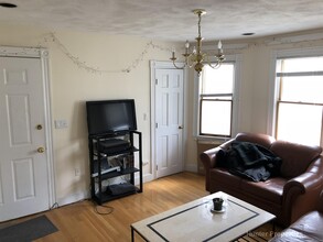 3899 Washington St, Unit 3 in Boston, MA - Building Photo - Building Photo