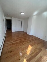 236 Lexington St, Unit #3 in Boston, MA - Building Photo - Building Photo