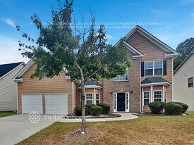 1592 Ewing Farm Dr in Loganville, GA - Building Photo