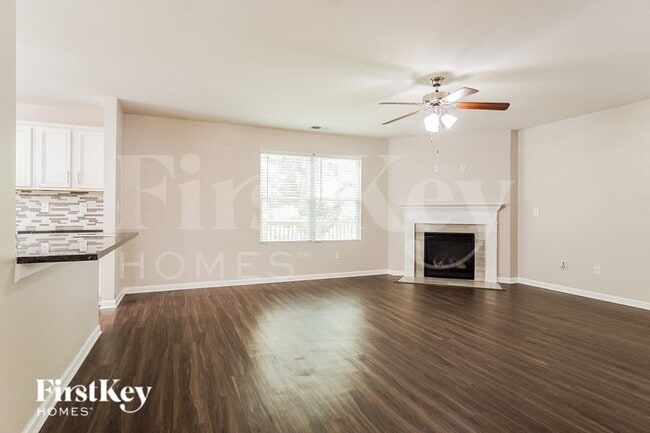 244 Polo Field Way, Unit 3-102 in Chelsea, AL - Building Photo - Building Photo