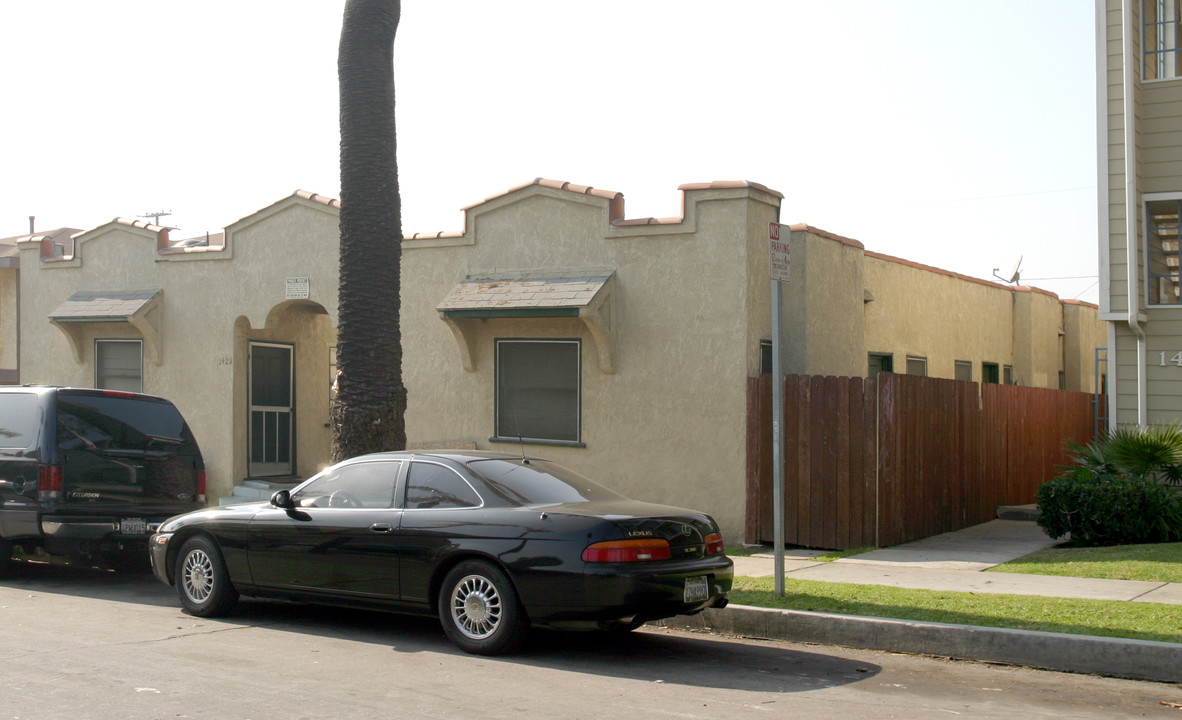 1423 Coronado Ave in Long Beach, CA - Building Photo