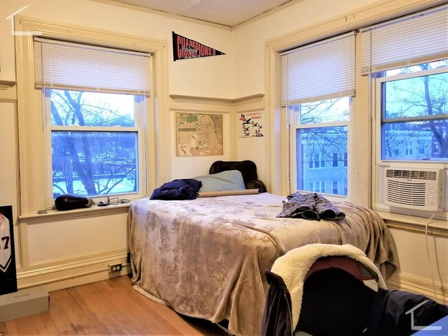 102 St Mary's St in Boston, MA - Building Photo - Building Photo