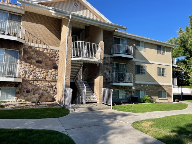 property at 1245 Riverside Ave