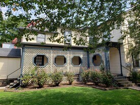 327 Locust St, Unit 5