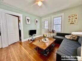 44 Day St in Boston, MA - Building Photo