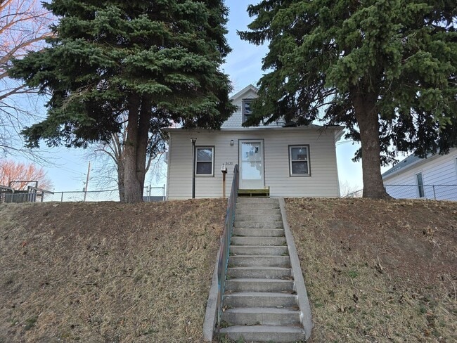 property at 2620 Chicago Ave
