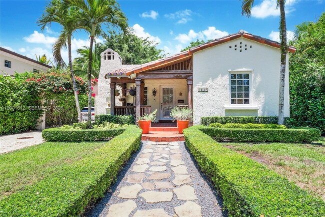 1029 Milan Ave in Coral Gables, FL - Building Photo - Building Photo
