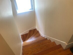 188 Harvard St, Unit 2 in Medford, MA - Foto de edificio - Building Photo