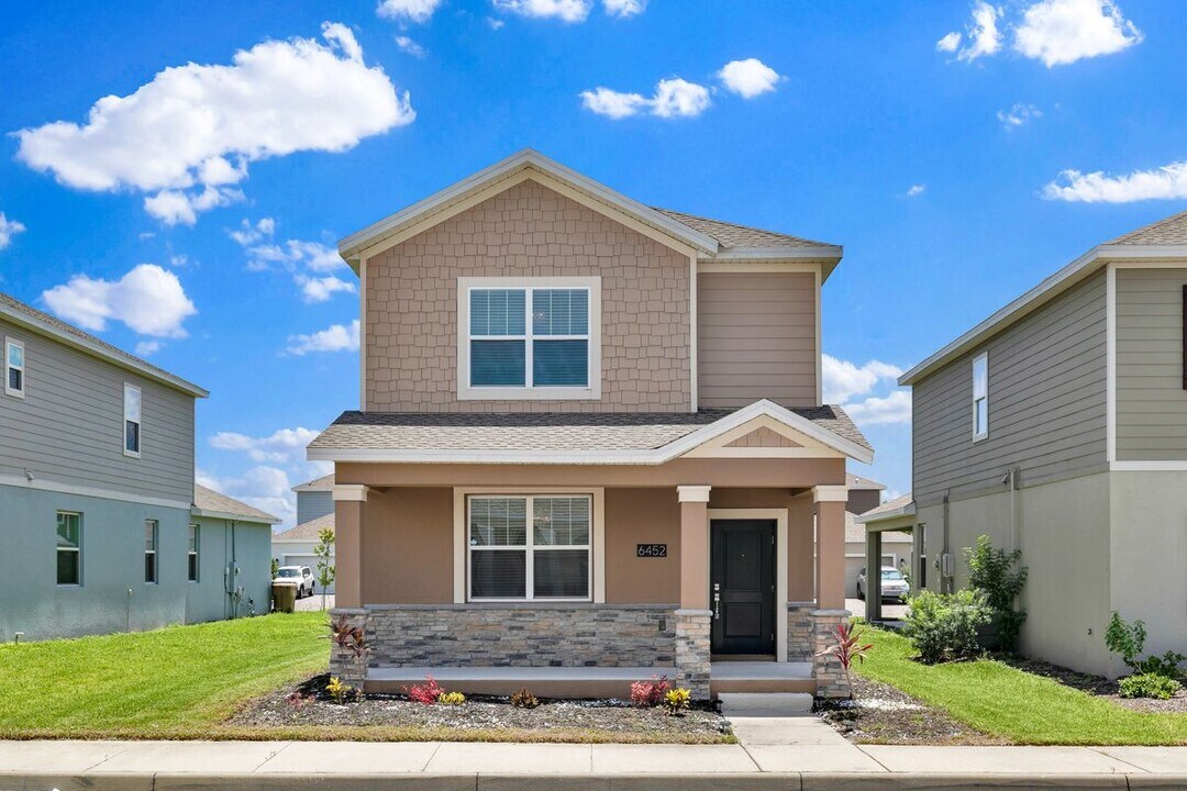 6452 Sprucepine Ln in St. Cloud, FL - Building Photo