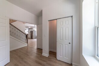 6911 S Kimbark Ave in Chicago, IL - Building Photo - Building Photo