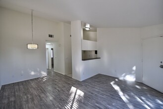 15520 Foothill Blvd, Unit 28 in Los Angeles, CA - Building Photo - Building Photo