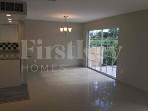 6723 SW 140th Ave in Miami, FL - Building Photo - Building Photo